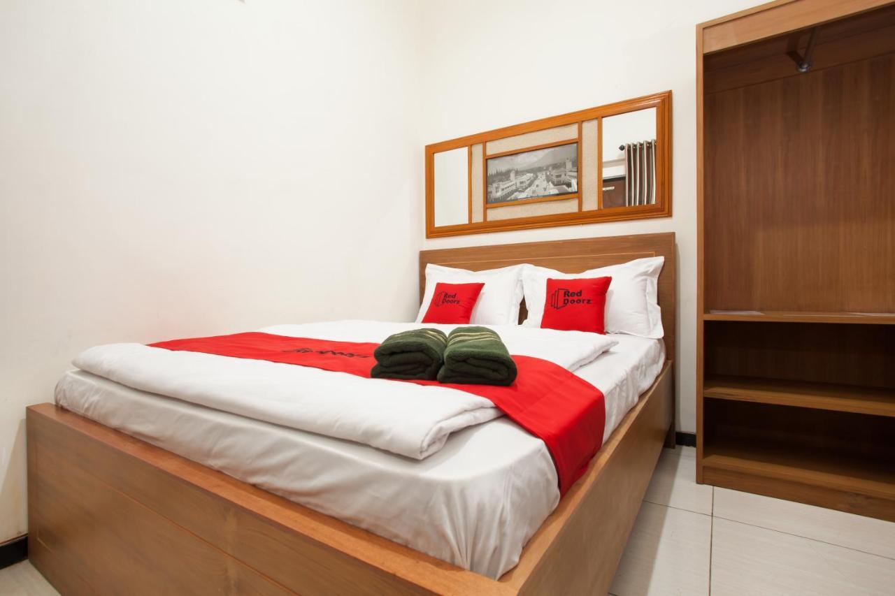 Reddoorz Syariah Near Singha Merjosari Park Malang Eksteriør bilde